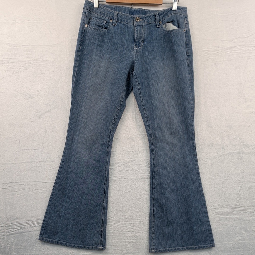 VTG Jeans Women 36x32 Blue Embroidered Low Rise Flare Stretch Western Boho Y2K